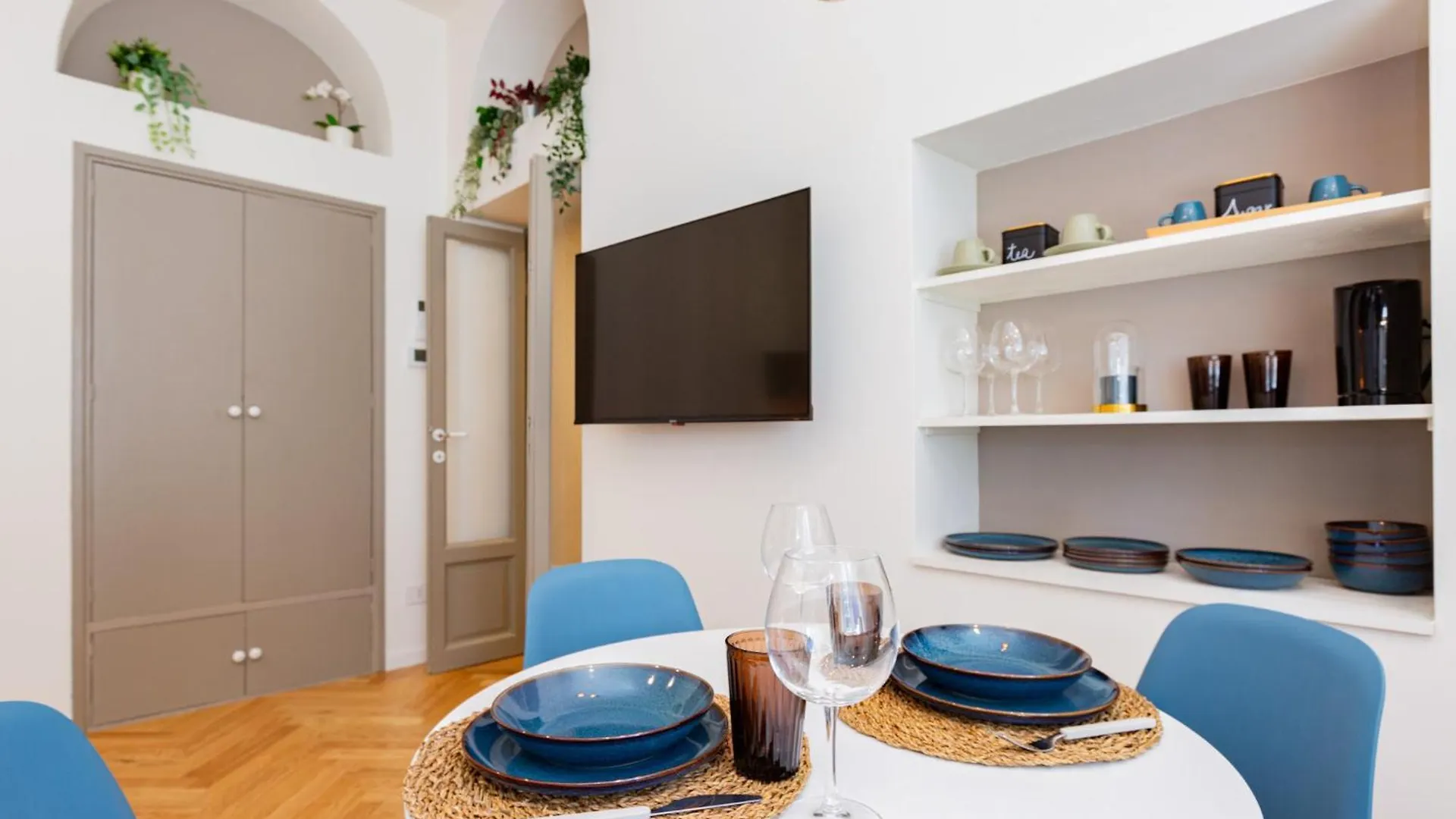 Confalonieri21 Isola Cozy Nest ميلان 0*,